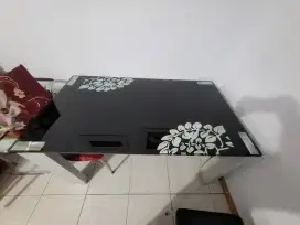 MEJA MAKAN INFORMA