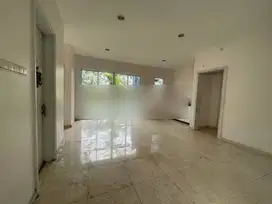 DIJUAL CEPAT. RUMAH PIK 1. VIEW GOLF.