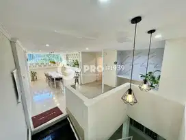 Dijual cepat kost dekat Kampus UI Universitas Indonesia 3 lantai 40 BR