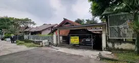 Rumah dijual di Witana Harja Country Estate Ciputat harga nego.