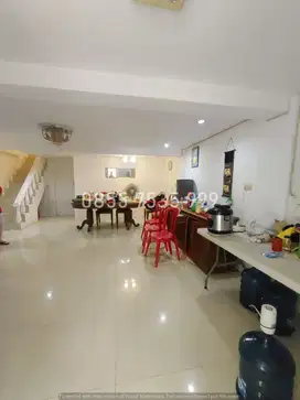 Rumah Murah Hitung Tanah Taman Ratu Row Jalan 2 mobil
