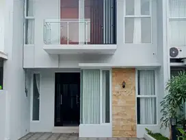 Rumah di Perum GLV Townhouse Jatiwarna 7 menit ke Gerbang Tol J-20461