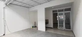 Rumah 2 lantai siap huni di Tki5 Sommerville