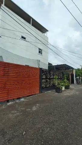 Rumah Industrial Konsep Kafe n Office