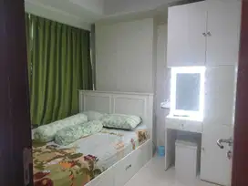 Dijual Apartemen Green Sedayu 2BR Full Furnish View Kolam, Cengkareng
