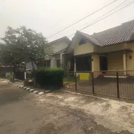 Dijual Cepat Rumah Kemang Pratama 2 Bekasi