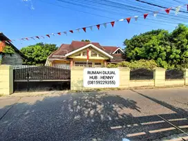 Dijual Rumah Besar Luas Tanah 570m2 di Jatibening Bekasi