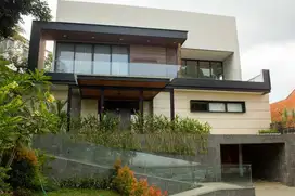 Rumah Mewah Modern Full Furnish Siap Huni Dago Resort Bandung Utara