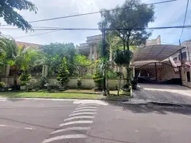 Termurah Rumah Classic 2.5 Lt Marmer Pool Satelit Indah