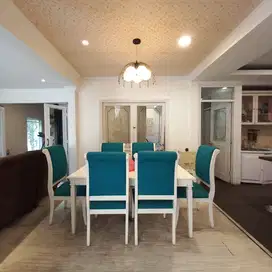 Rumah Keren Kota Baru Parahyangan Full Furnish