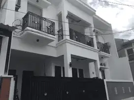 DIJUAL RUMAH BAGUS MIDERN KOKOH 2LT DLM CLUSTER CONDET SHM IMB LENGKAP