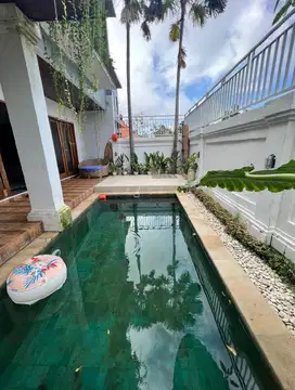 Dijual Villa  2 Lantai di Jl. Villa Airis - Ungasan.