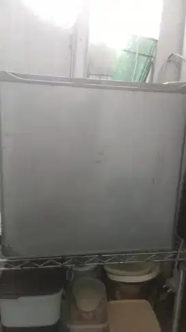 Kulkas kamar 1 pintu
