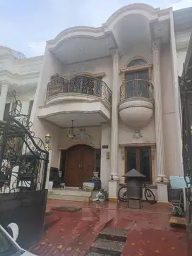 Rumah Semi Furnish Siap Huni di Walet indah Pantai Indah Kapuk