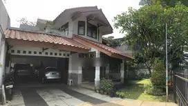 Dijual Rumah Tinggal Jl. Patal Senayan