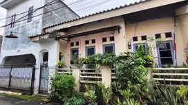 Disewakan rumah posisi hanya di lt. 2, lokasi strategis di Depok 2