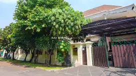 Dijual Rumah Strategis Senayan, Kebayoran Baru -  Jl. Simprug Golf III