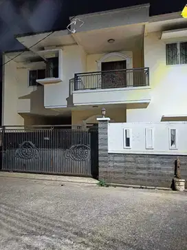 Dijual Rumah Luas 475m 2 Lantai Harga Miring di Jatibening Estate