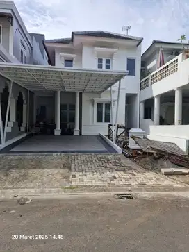 Dijual Rumah Minimalis Modern Siap Huni sudah Renovasi di Kota wisata