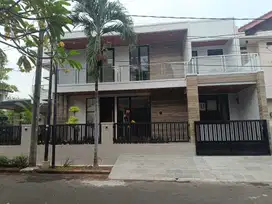 Dijual Rumah Hook Jalan Rajawali Sektor 9 Bintaro