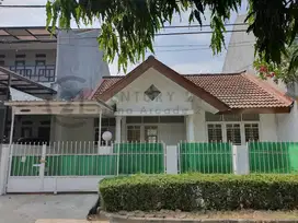 Rumah Luas 1 Lantai Siap Huni Strategis di Bintaro Sektor 9.15658