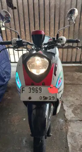 Yamaha Fino warna merah th 2014