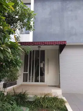 Rumah 2 Lantai Siap Huni Semi Furnished di Bintaro Sektor 9. 15471