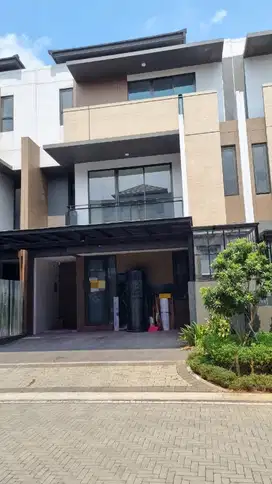 Di Jual Rumah Kiyomi Zora .BSD tangerang