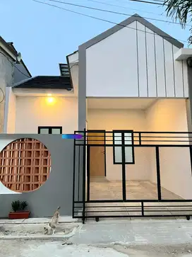 Rumah cakep brand new dekat summmarecon Bekasi