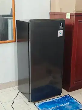 Aqua Kulkas 1 Pintu AQR-D205 165 Liter
