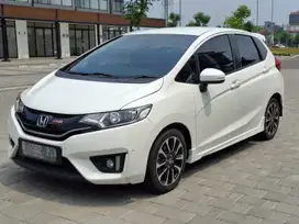 Honda Jazz RS at 2017 KM 59 rb putih