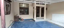 Dijual cepat rumah lt.108m di Villa Melati Mas hg 1,250 M