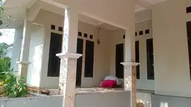 Di jual Rumah siap huni di komplek rivaria sektor 5 sawangan depok