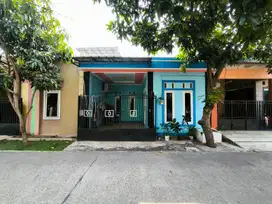 Rumah Hadap Timur 15 Mnt ke Scientia Square Park Dibantu KPR J-13879