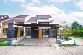 Rumah Hook 2 Carport 10 Menit ke Mitra Keluarga Pamulang SHM J-26193