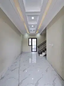 Dijual Rumah Mewah 2 Lantai Bergaya Classic Dekat Tol Cijago