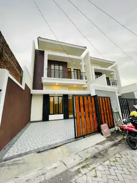 Rumah tambak Medokan ayu minimalis modern 2lantai dkt UPN