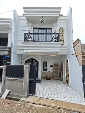 Dijual Rumah Mewah 2 Lantai Dekat Pasar Pucung Depok