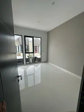 Rumah second rasa baru di cilangkap jakarta timur