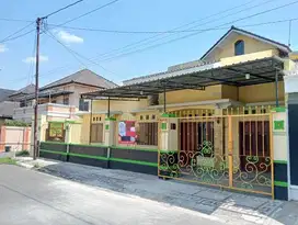 Rumah bagus siap pakai diperum elite