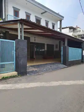 JUAL RUMAH PETOGOGAN KEBAYORAN BARU JAKARTA SELATAN