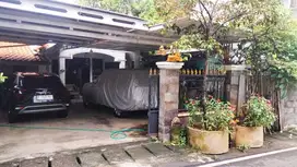 Rumah cipayung setu jakarta timur selangkah ke pintu tol dekat GOR
