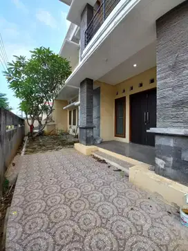 Dijual Dan Disewa Rumah Jl. Kelengan Tengah - Semarang