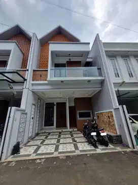 Rumah Strategis 5 Menit ke Gerbang Tol Kukusan 3 Dibantu KPR J-32379