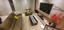 Rumah Golf Island Furnish Mewah Siap Huni Termurah