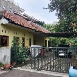 Rumah 6 Kamar Tidur 15 Mnt ke Stasiun Bogor Dibantu KPR J-13590