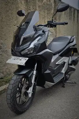 HONDA ADV 160 CBS 2023 HITAM