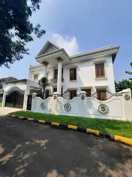 Dijual rumah renivasi 2 lt + rooftop di BSD lt.360m hanya 6,5 M
