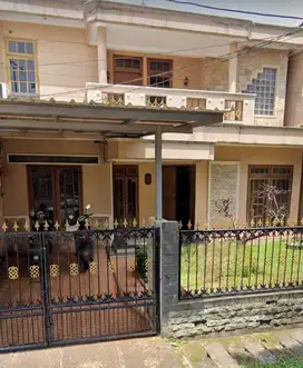 Dijual Rumah BSD 2 Lantai di GRIYA LOKA,  BSD - siap huni