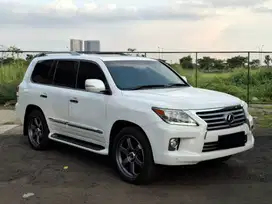 Lexus LX570 Luxury 2012